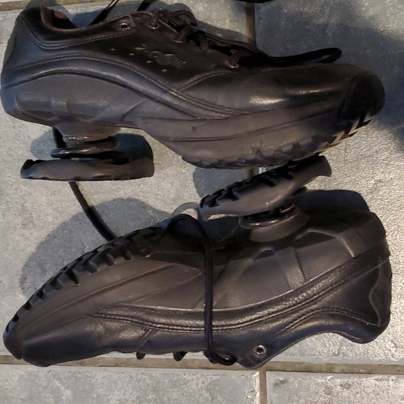 Black Size 9 Z Coil Shoes - Picture 3 of 5